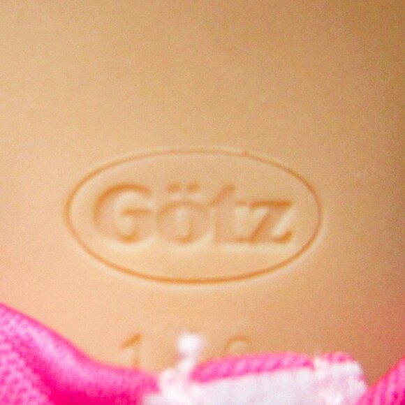 Gotz 16" Pottery Barn Doll sleepy Hazel Eyes Denim Overalls Pink Top Cloth Body - Picture 7 of 7